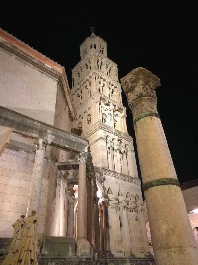 Diocletians Palace Apartment For Two Split Exterior foto